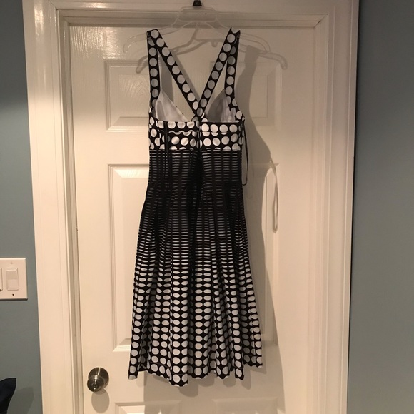 Dress - Picture 2 of 5